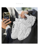 Sapatilha Masculina respirável para treinos ,  com sola grossa e confortável.